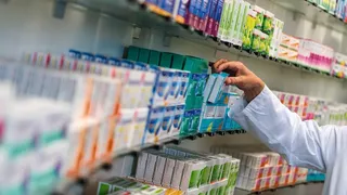 Laboratorios congelarán precios de los medicamentos por 30 días